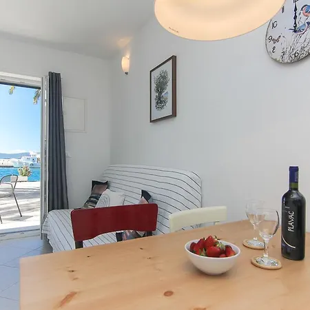 Apartment Nikolina